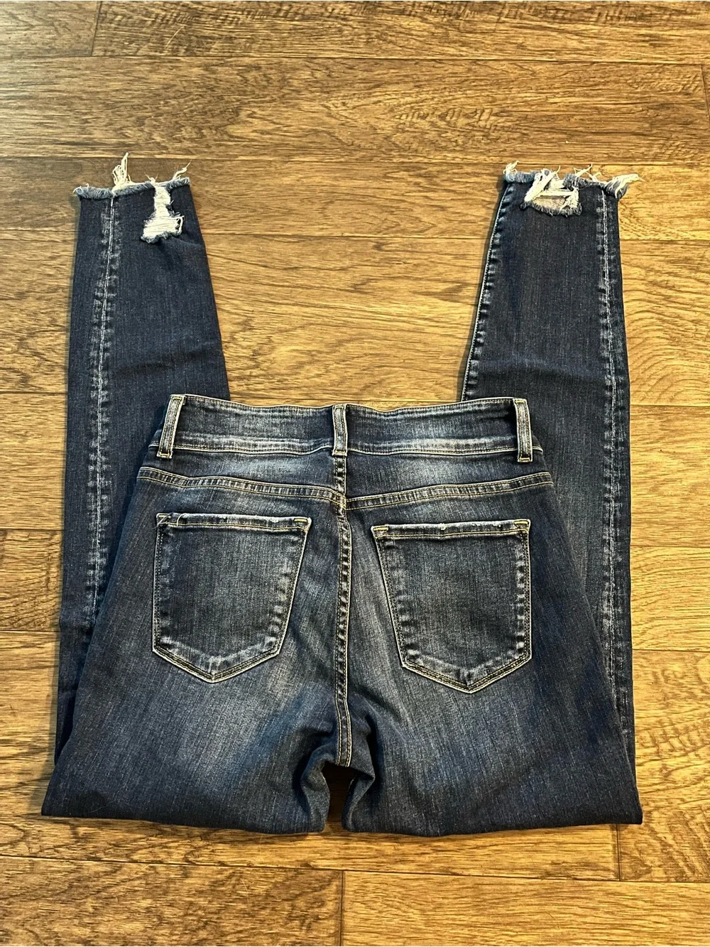 Bridge By Gly Dark Wash Skinny Jeans - Picture 4 of 5